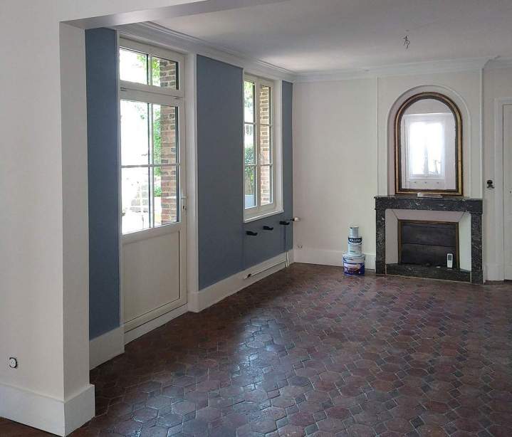 Réalisation de tous travaux de peinture pour embellir vos espaces